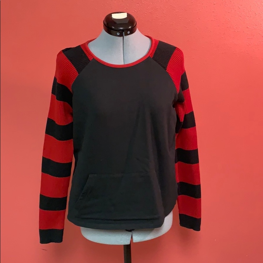 Liz Claiborne Petite Med shirt
